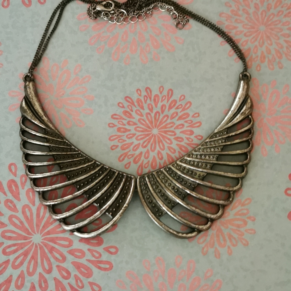 Wings necklace